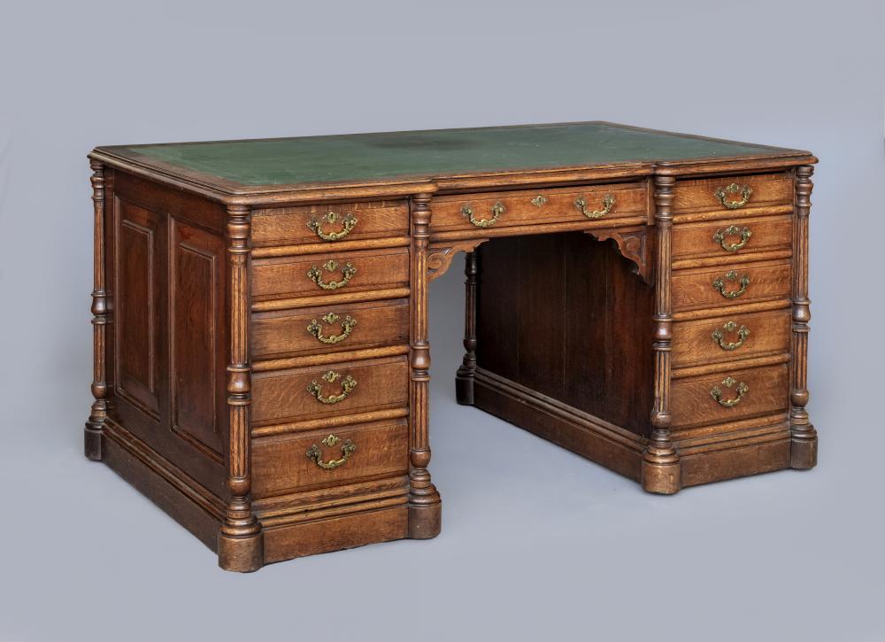 A VICTORIAN OAK PARTNERS' DESK Image