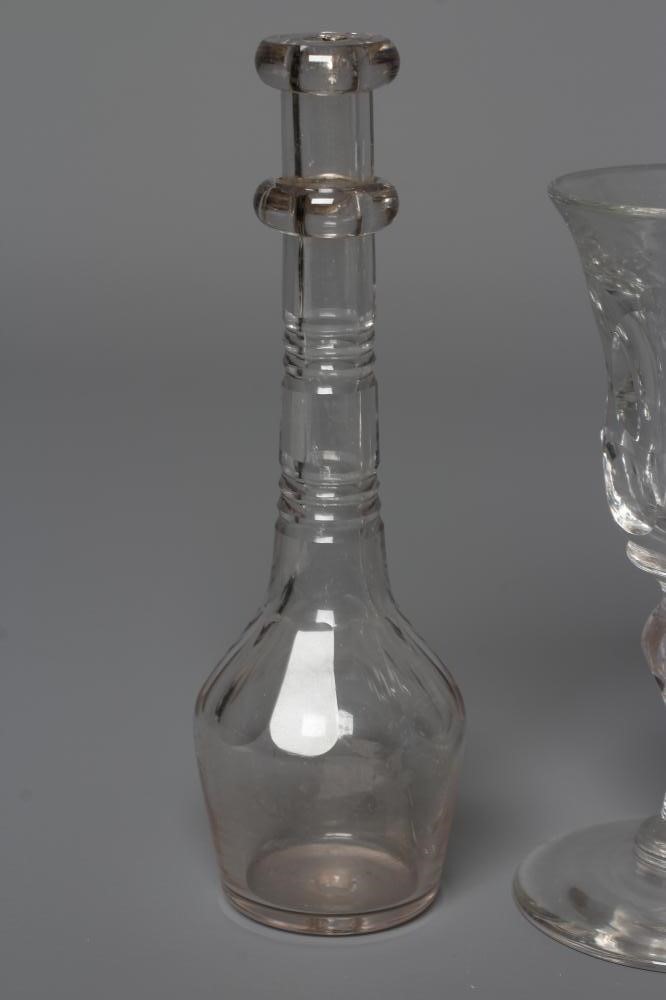 A RICHARDSON'S PATENT CLEAR GLASS QUARTER GILL MEASURE Image