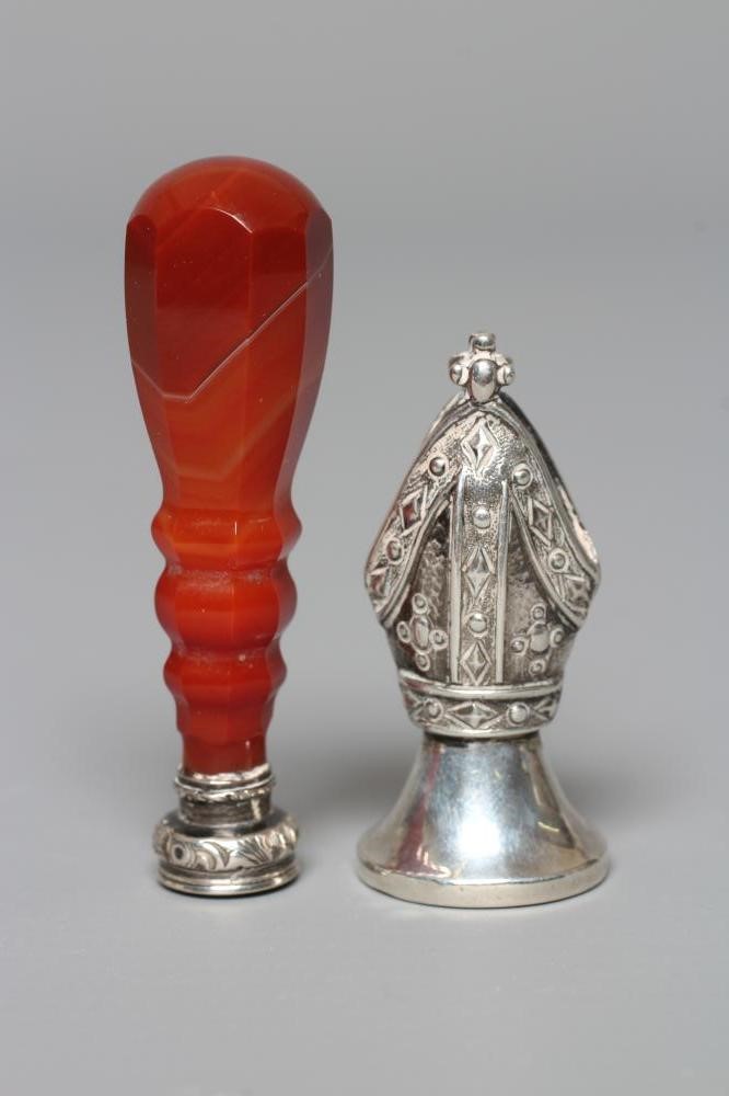 AN EDWARDIAN SILVER HAND SEAL by Lawrence Emanuel Image