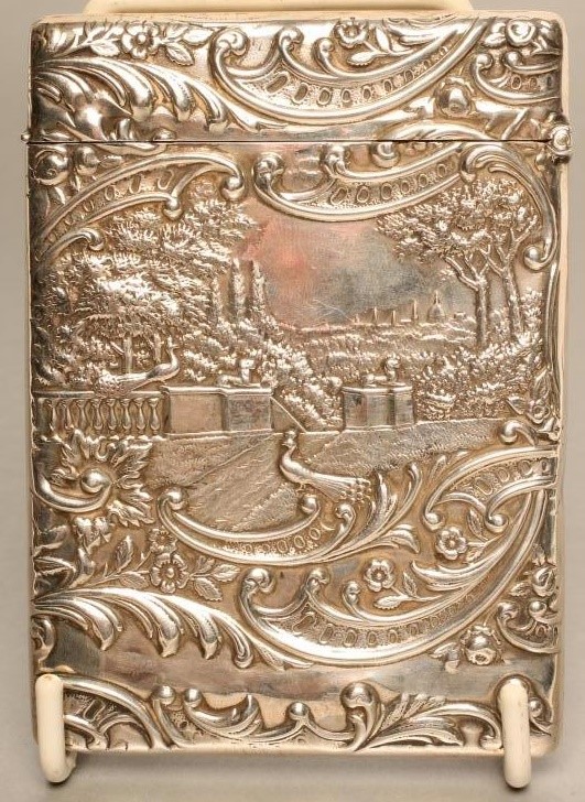 AN EDWARDIAN SILVER VISITING CARD CASE Image