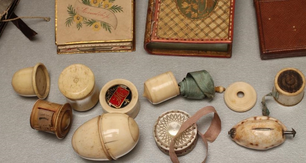 A COLLECTION OF GEORGIAN SEWING ACCOUTREMENTS including three finely knitted pin-cushions Image