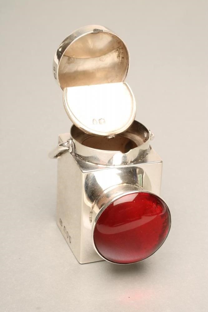 A LATE VICTORIAN SILVER NOVELTY MATCH HOLDER Image