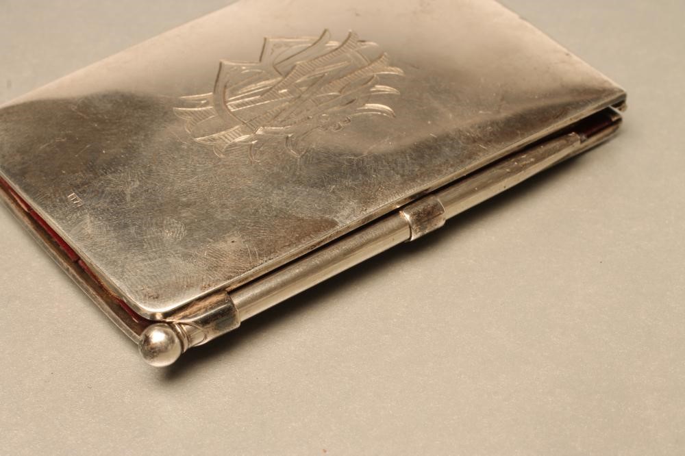 A LADY'S SILVER VISITING CARD CASE Image