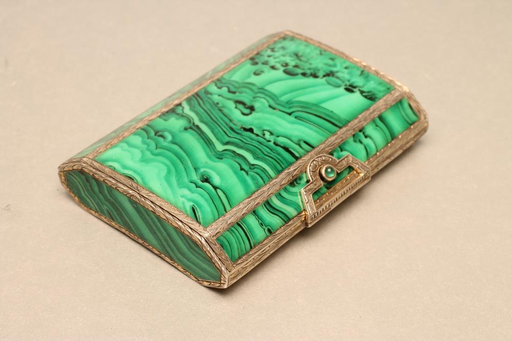 A CONTINENTAL WHITE METAL CASE Image