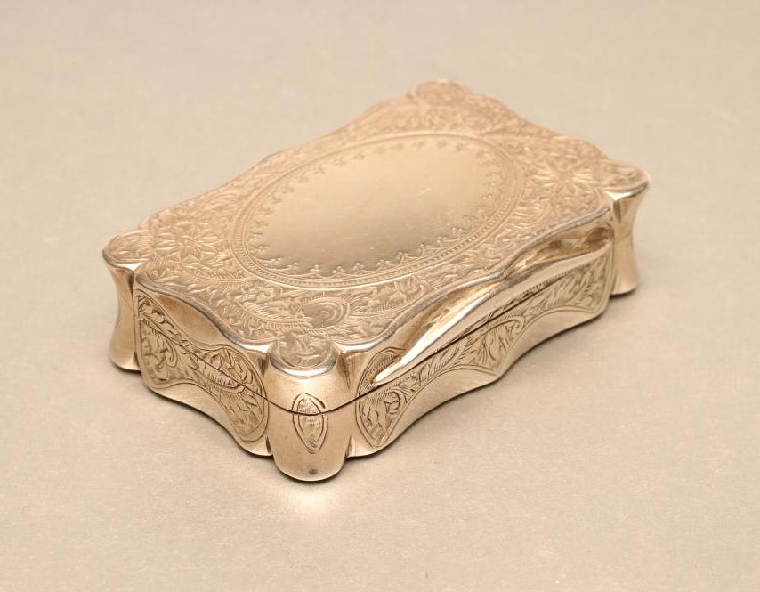 A VICTORIAN SILVER VINAIGRETTE Image