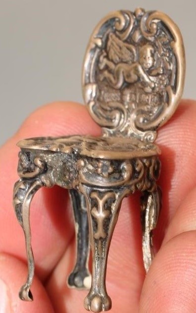 AN EDWARDIAN SILVER MINIATURE THREE PIECE TEA SERVICE Image