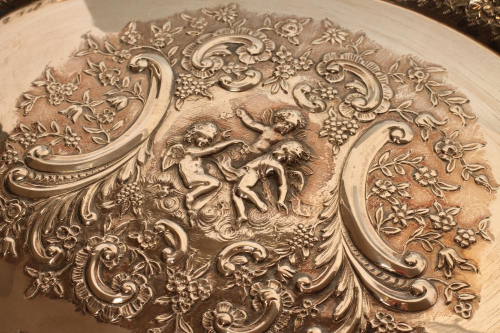 A LATE VICTORIAN SILVER DRESSING TABLE TRAY Image