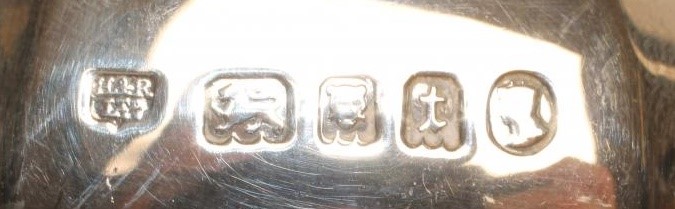 A SILVER SUGAR CASTOR Image