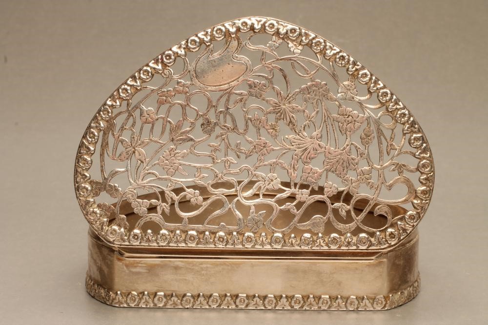 A SILVER DRESSING TABLE BOX Image
