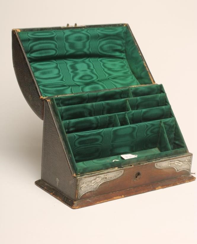 AN EDWARDIAN SILVER MOUNTED ART NOUVEAU STATIONERY CASKET Image