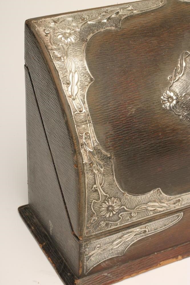 AN EDWARDIAN SILVER MOUNTED ART NOUVEAU STATIONERY CASKET Image