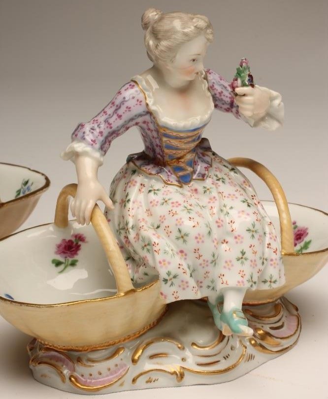 A PAIR OF MEISSEN PORCELAIN FIGURAL SWEETMEATS Image