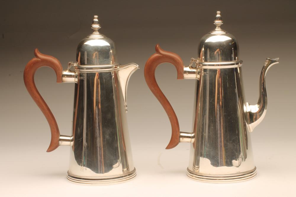 A SILVER TWO PIECE CAFE-AU-LAIT SET Image