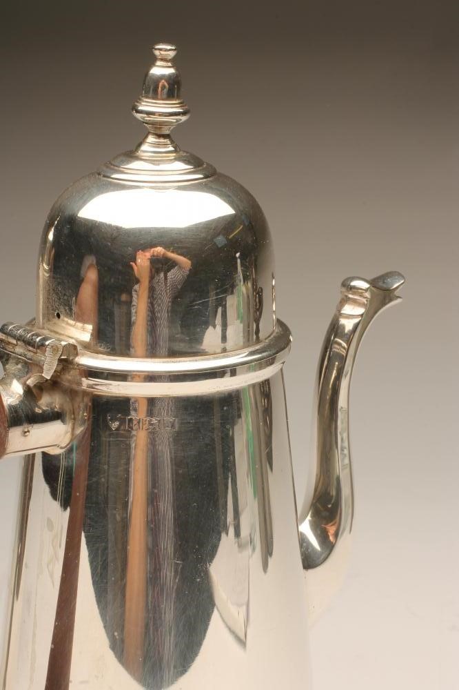 A SILVER TWO PIECE CAFE-AU-LAIT SET Image