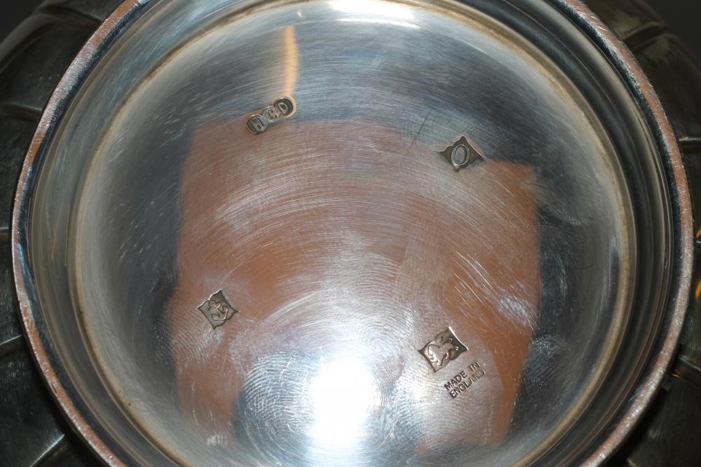 A SILVER ROSE BOWL Image