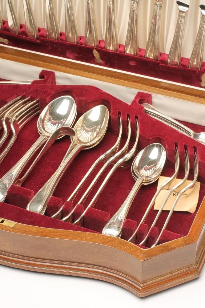 A VICTORIAN SILVER PART TABLE SERVICE Image