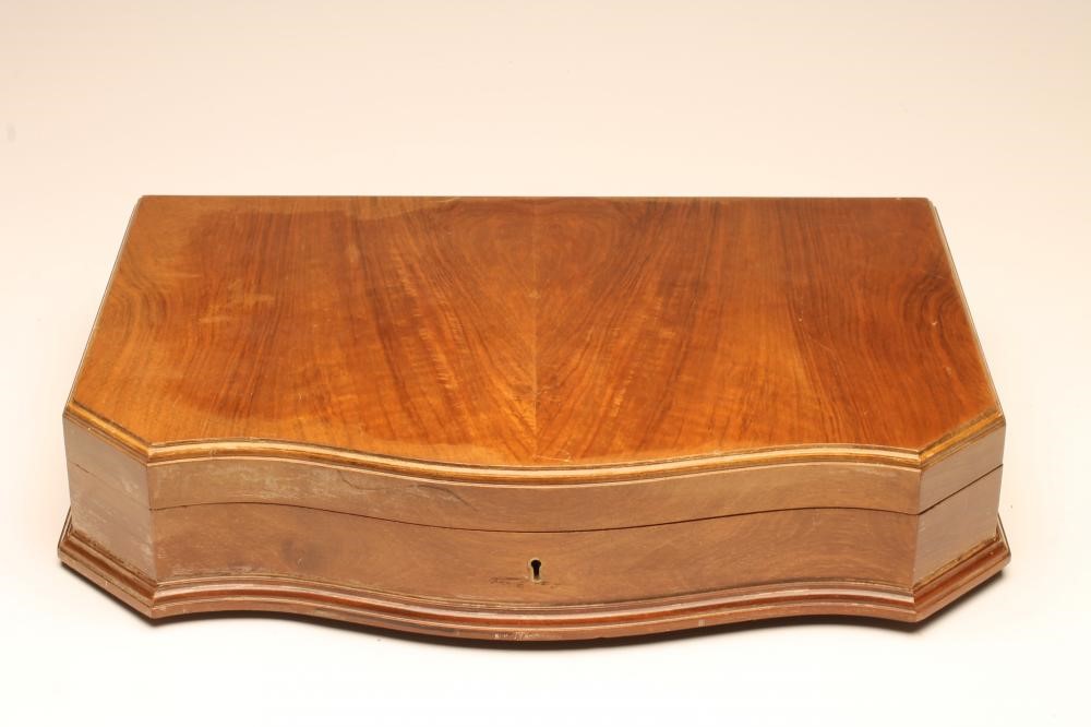 A VICTORIAN SILVER PART TABLE SERVICE Image