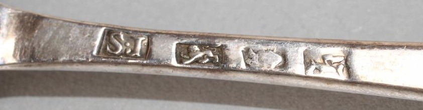 A PAIR OF GEORGE III SILVER TABLESPOONS Image