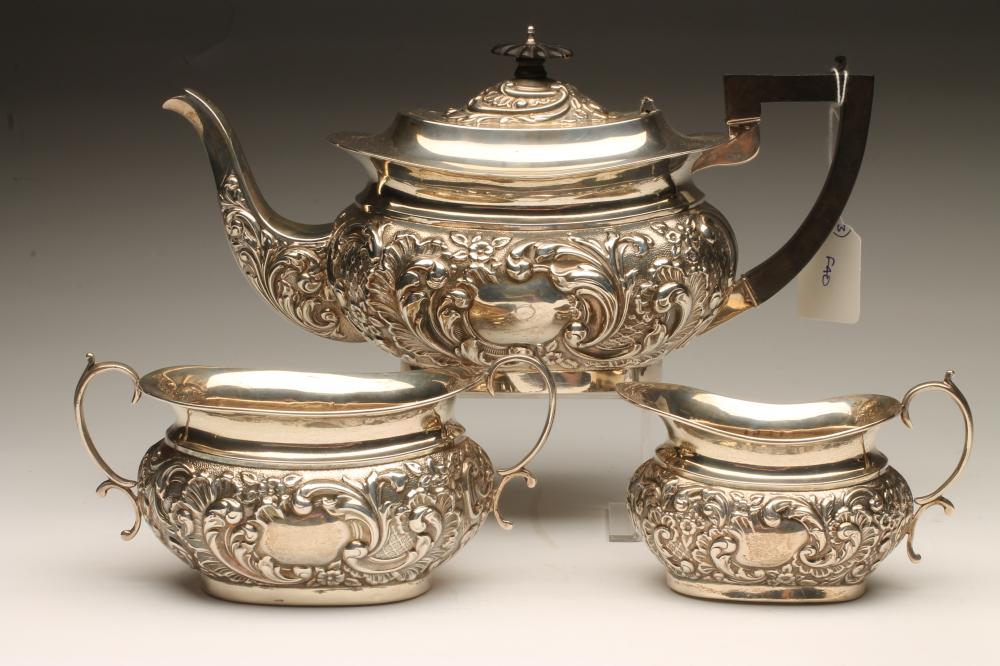 AN EDWARDIAN SILVER THREE PIECE TEA SERVICE Image