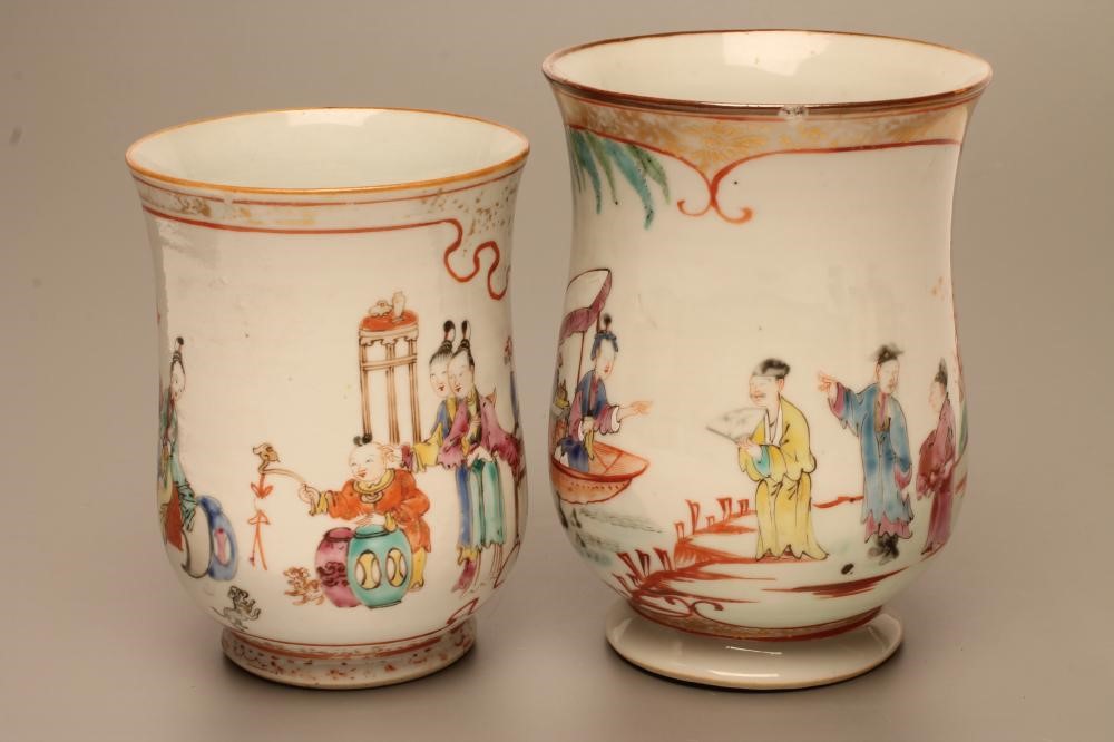TWO CHINESE EXPORT PORCELAIN MUGS each of baluster form painted in polychrome enamels Image