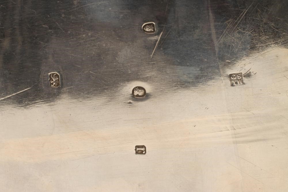 A LATE GEORGE III SILVER TEAPOT Image