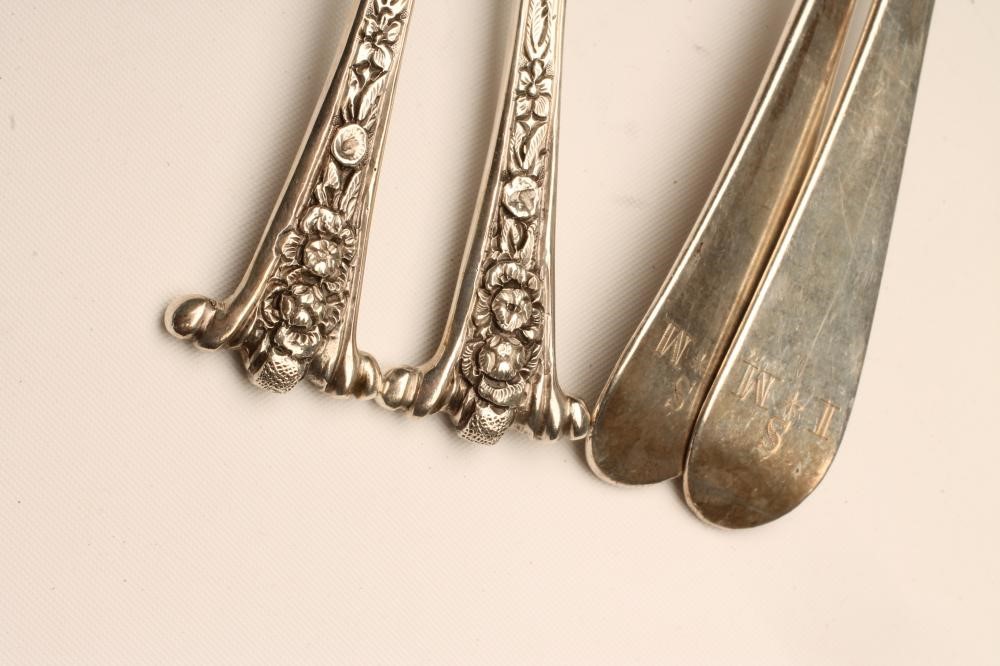 A PAIR OF LATE GEORGE III SILVER DESSERT SPOONS Image