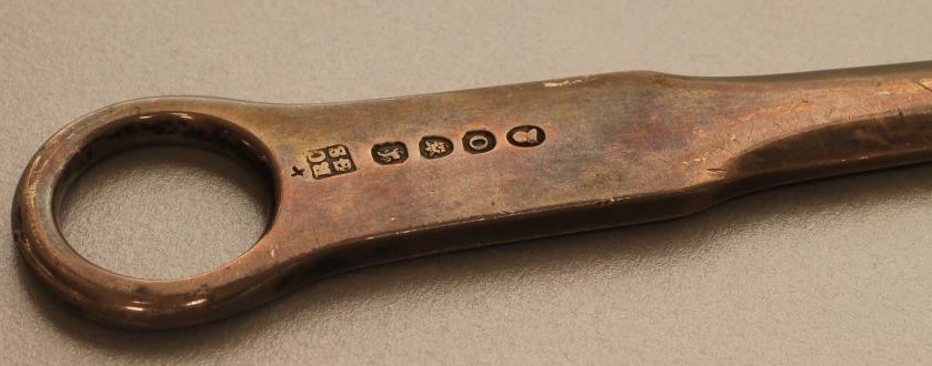 A GEORGE III SILVER MEAT SKEWER Image