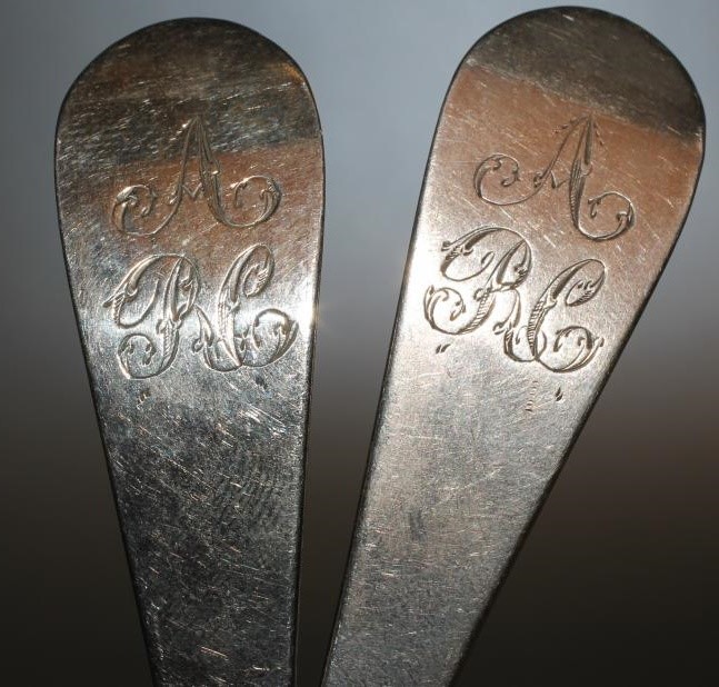 A PAIR OF GEORGE III SILVER TABLESPOONS Image
