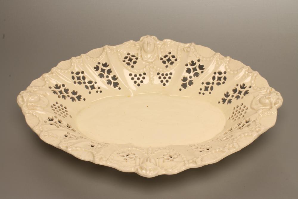 A LEEDS CREAMWARE DISH Image
