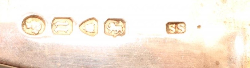 A PAIR OF EARLY VICTORIAN SILVER FISH SERVERS Image