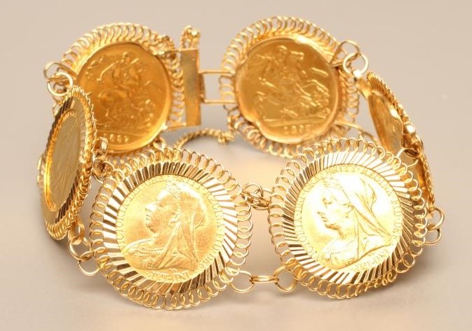 SIX VICTORIA GOLD HALF SOVEREIGNS Image