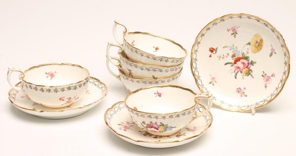 FIVE COALPORT PORCELAIN TEACUPS AND THREE SAUCERS Image