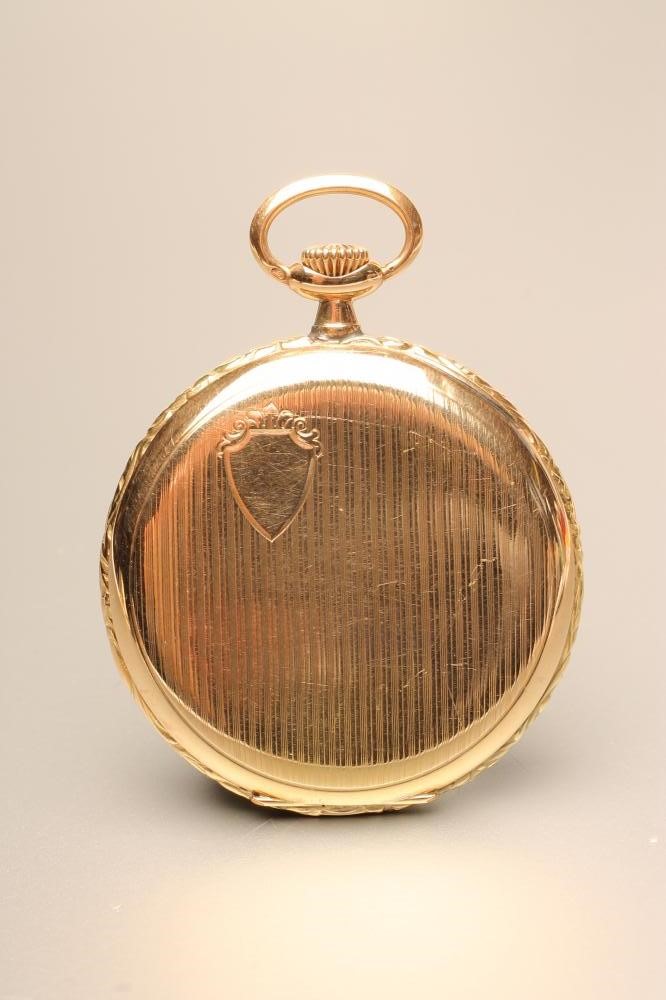 A 14KT GOLD CYMA TOP WIND DRESS WATCH Image