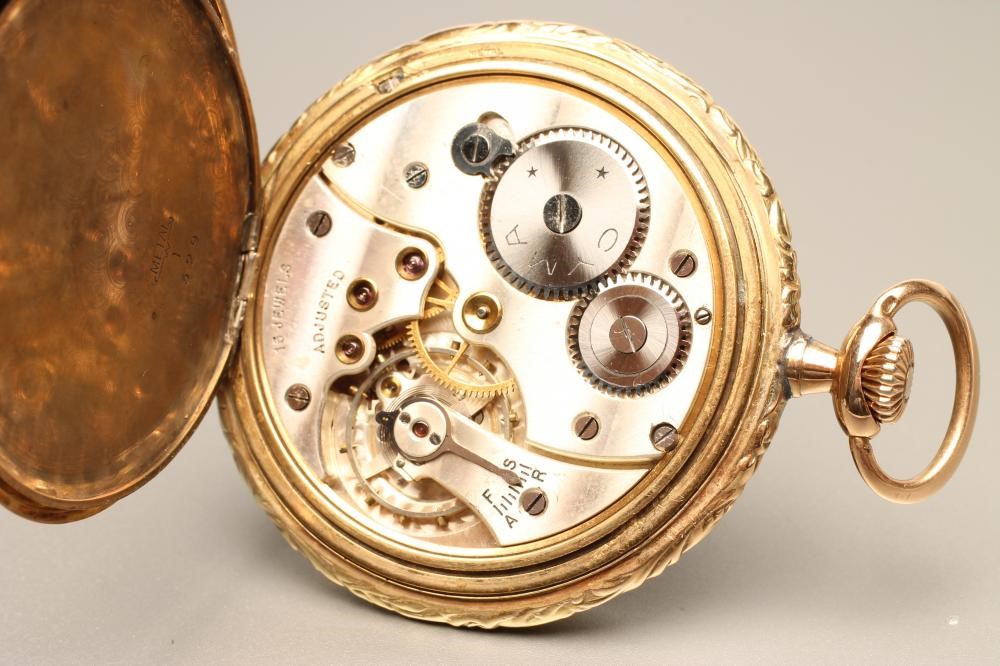 A 14KT GOLD CYMA TOP WIND DRESS WATCH Image