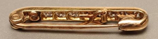 A DIAMOND TIE PIN Image