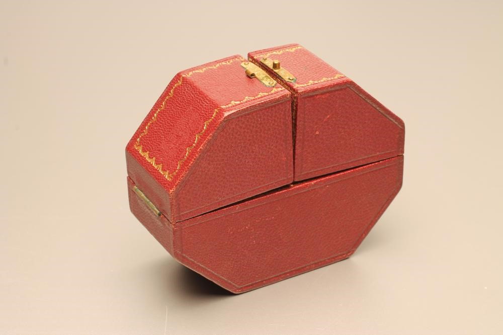 A VICTORIAN STIFF HINGED BANGLE Image