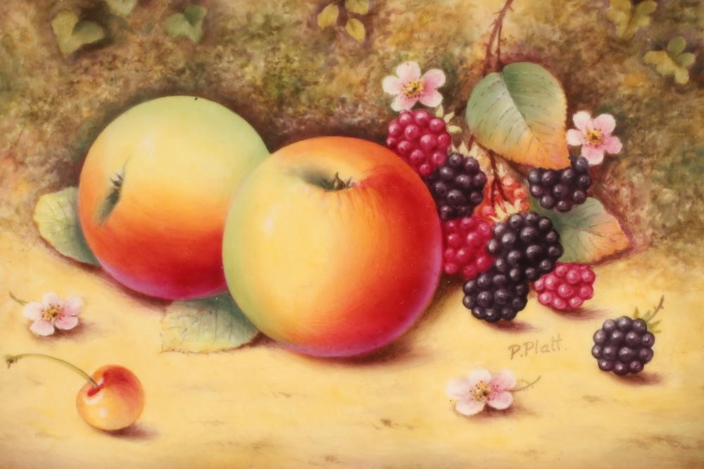 A ROYAL WORCESTER CHINA PLAQUE Image