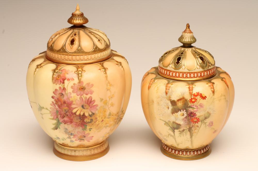 TWO GRADUATED ROYAL WORCESTER CHINA POT POURRIS AND COVERS Image