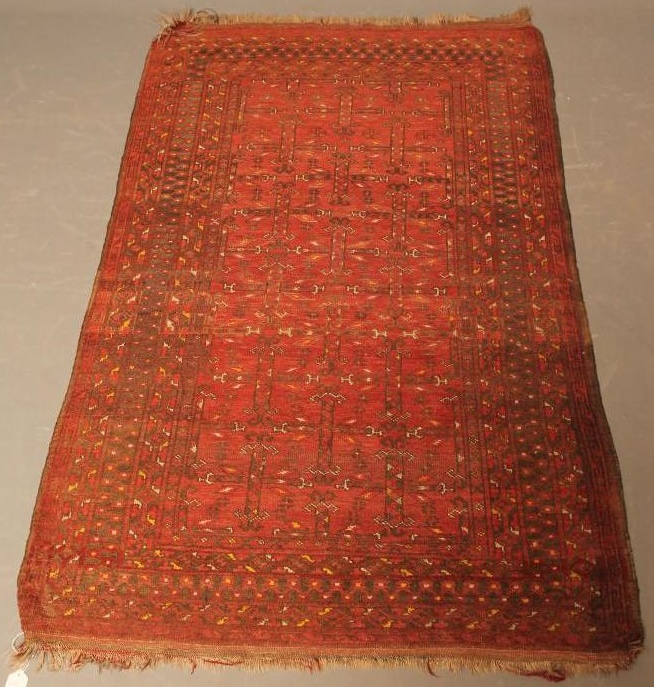 A WEST PERSIAN RUG Image