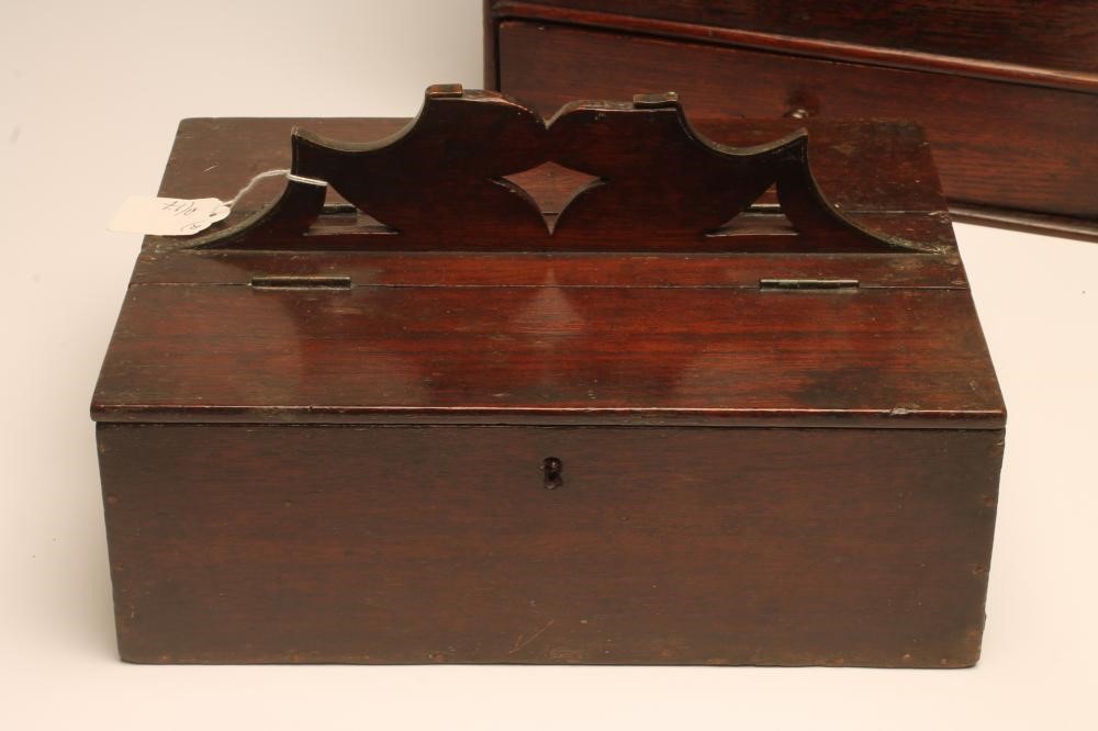 A GEORGIAN OAK CUTLERY(?) BOX Image