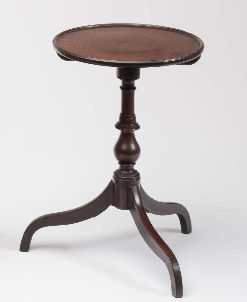 AN APPRENTICE PIECE MAHOGANY TABLE Image