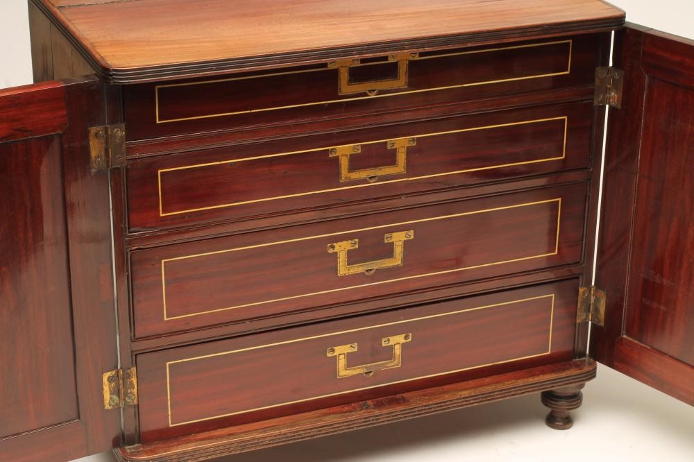 A ROSEWOOD SPECIMEN TABLE CABINET Image