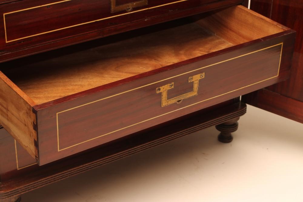 A ROSEWOOD SPECIMEN TABLE CABINET Image