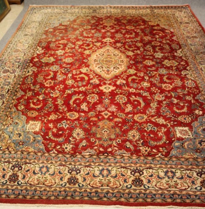 a-persian-mahal-carpet-hartleys-auctioneers-valuers