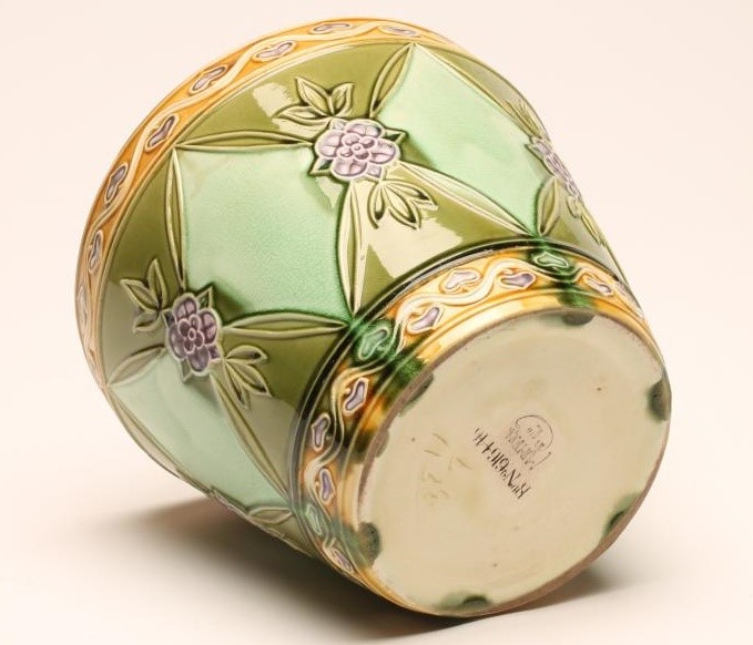 A MINTONS SECESSIONIST EARTHENWARE CACHE-POT of plain flared cylindrical form Image