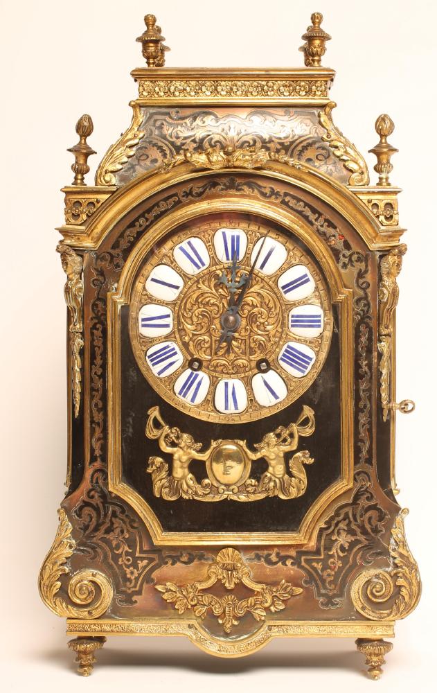 A FRENCH "BOULLE" MANTEL CLOCK Image