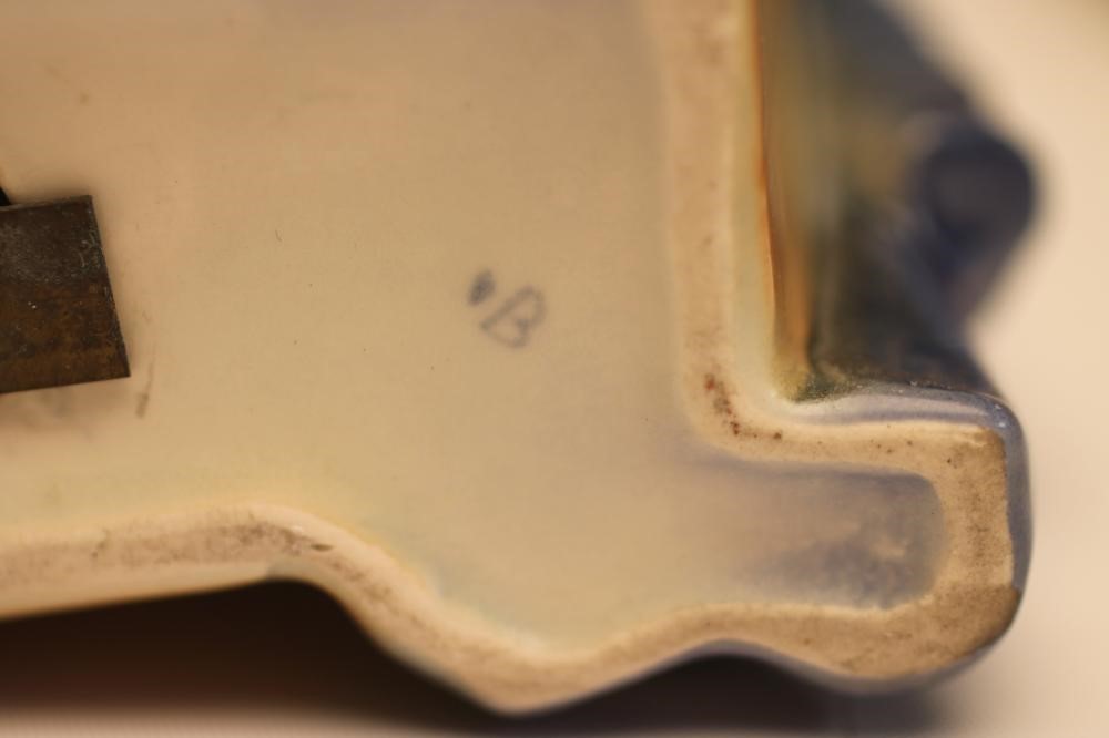 AN ART DECO GERMAN EARTHENWARE FIGURE Image