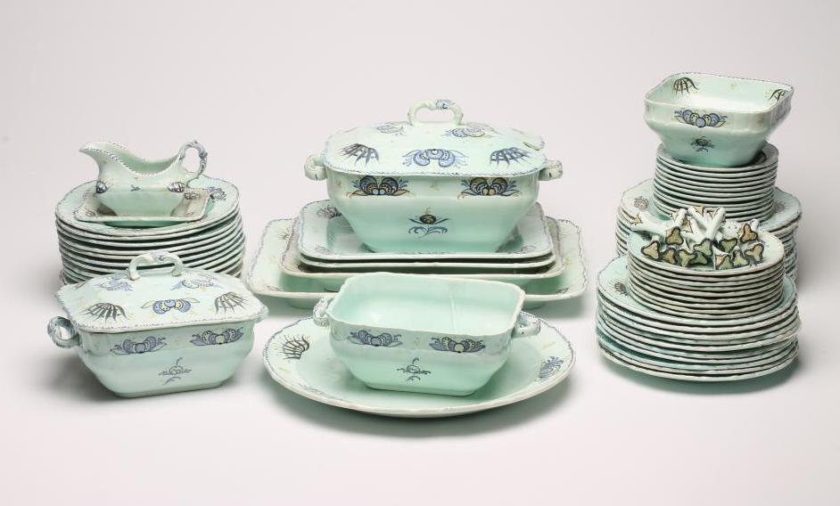 AN EXTENSIVE GEORG SCHMIDER-PECHT EARTHENWARE DINNER SERVICE Image