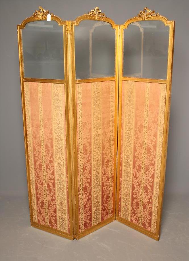 A VICTORIAN GILT GESSO THREE FOLD ROOM SCREEN Image
