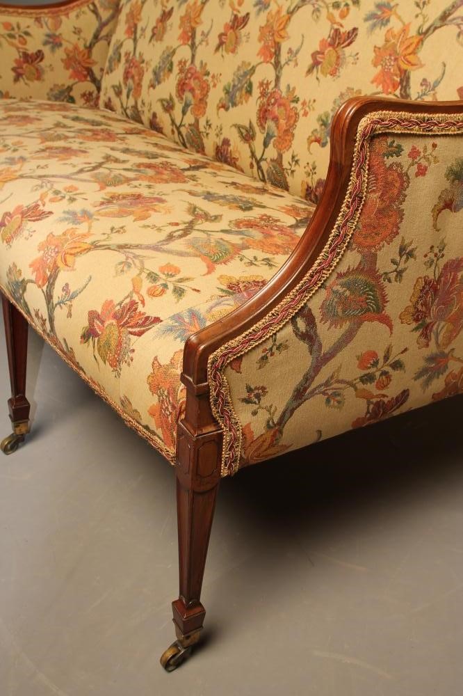 A GEORGIAN REVIVAL MAHOGANY FRAMED SETTEE Image